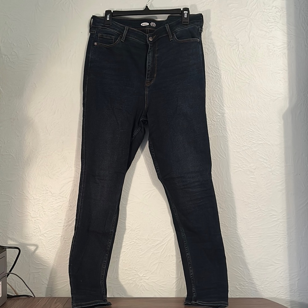 Old Navy Rockstar Super Skinny 360 Stretch Jeans